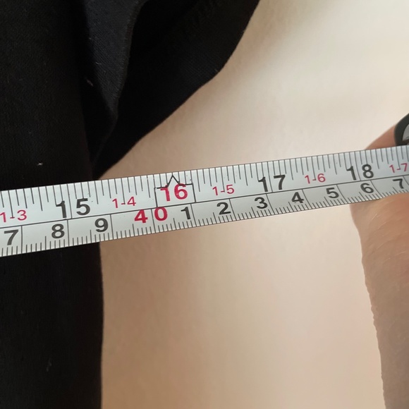 Black T-shirt dress - Picture 3 of 4